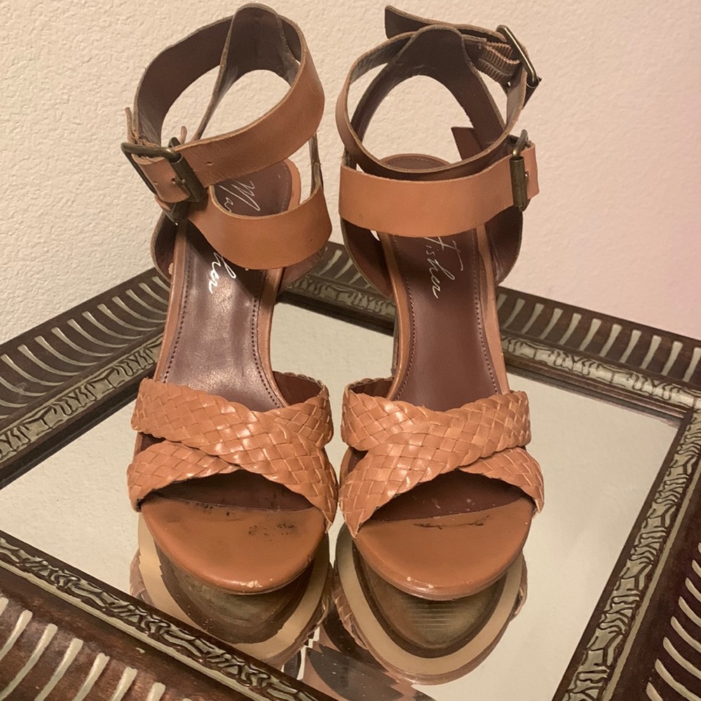 Marc Fisher brown leather heels